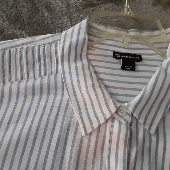 New Directions L blue/white striped long sleeve top **see pix for measurements** - Picture 3 of 15